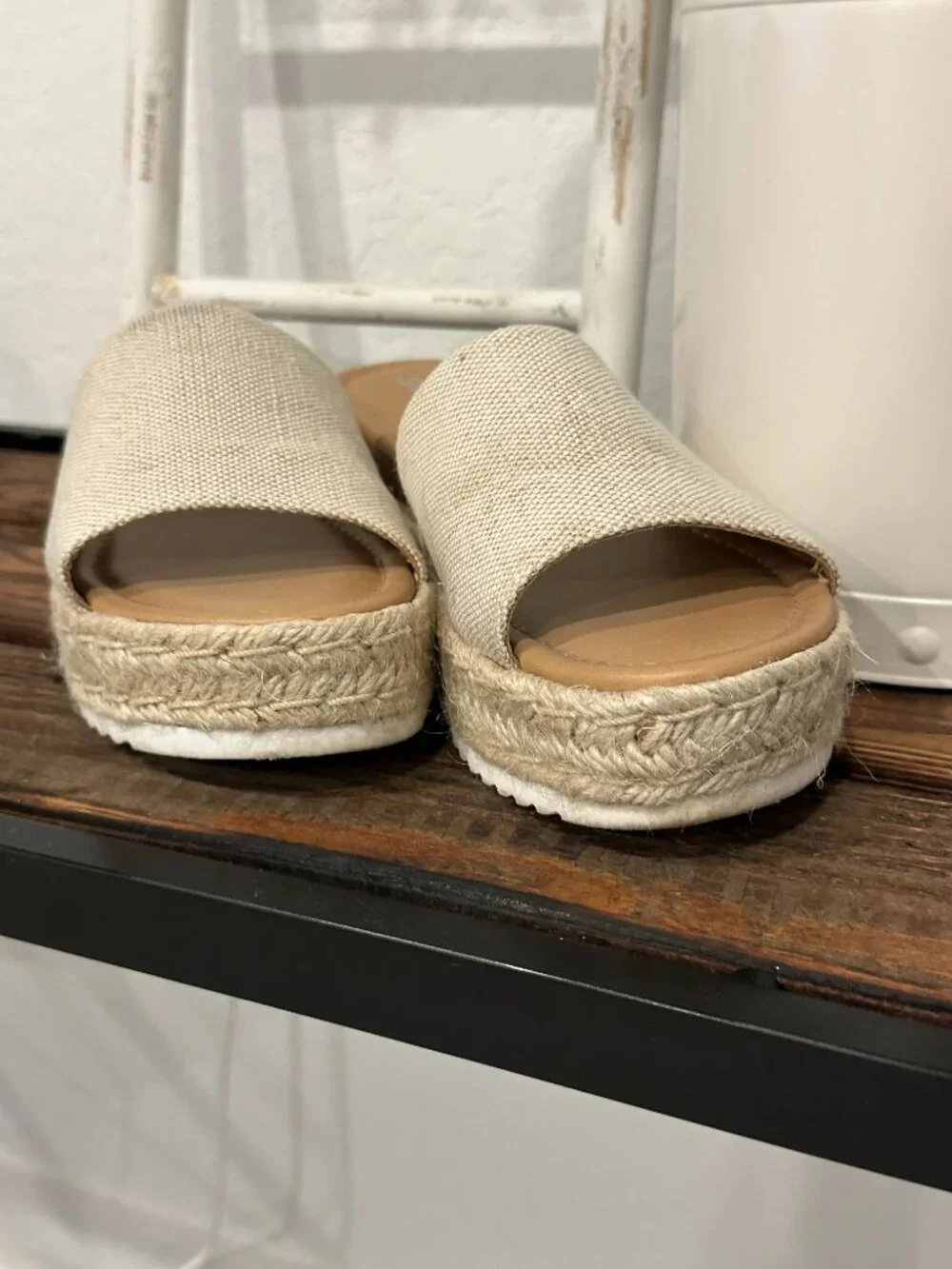 Soda Cream Espadrille Platform Slide Sandals Size 9